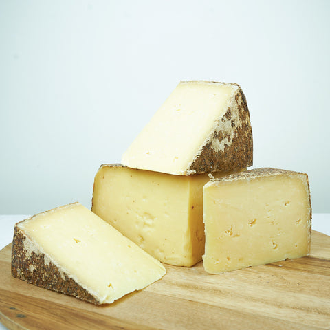 Lincolnshire Poacher - Double Barrel Cheese